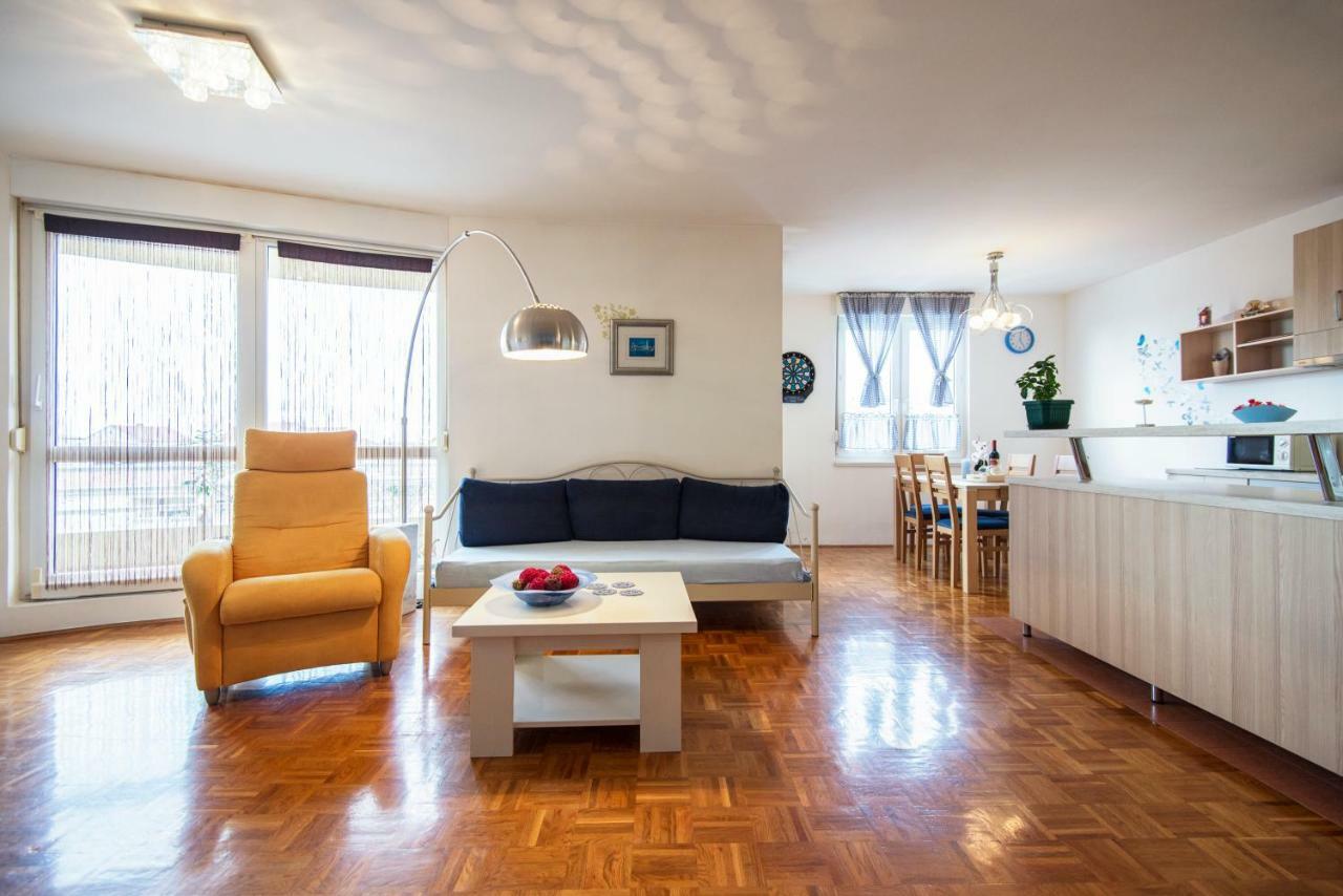 Apartment Martha Deluxe. Задар Екстериор снимка