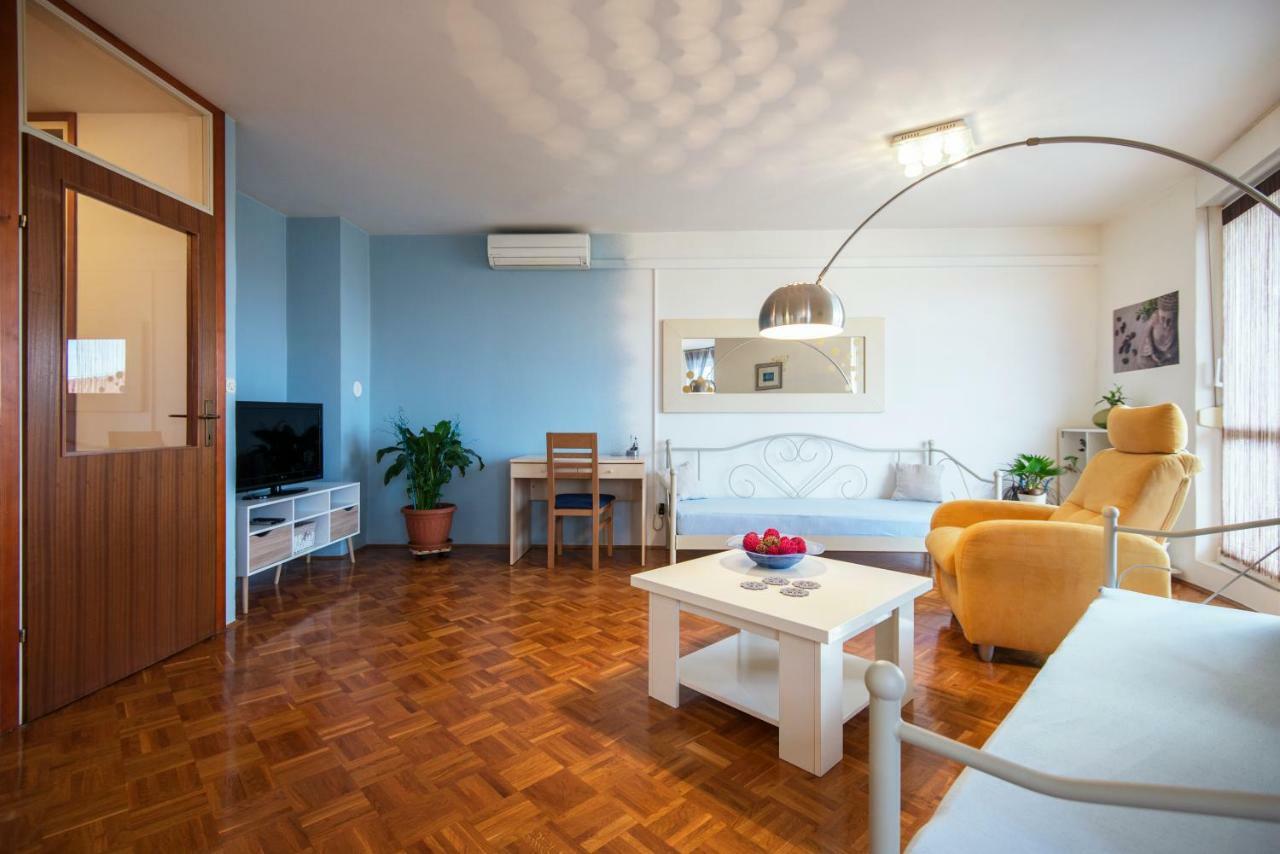 Apartment Martha Deluxe. Задар Екстериор снимка