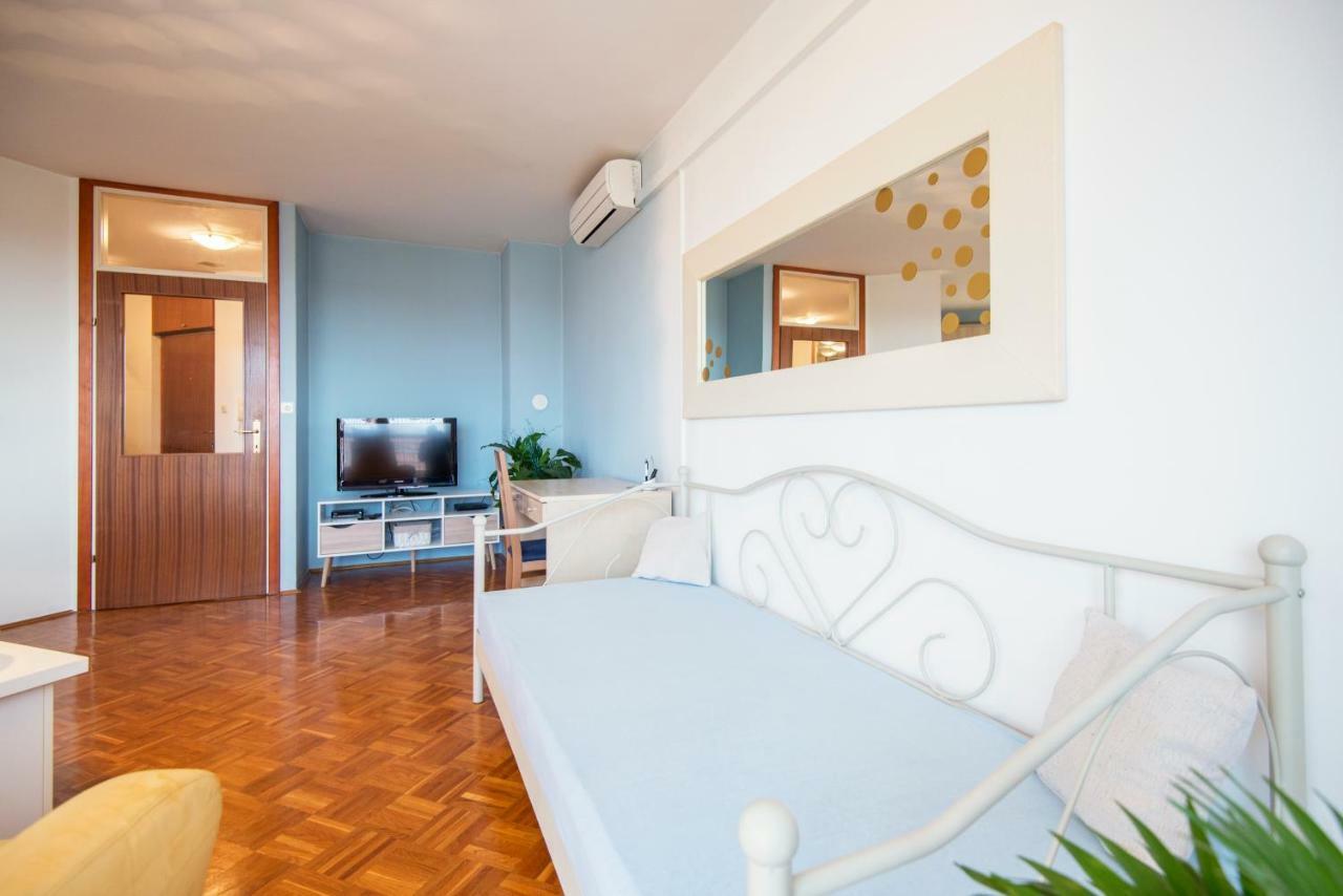 Apartment Martha Deluxe. Задар Екстериор снимка
